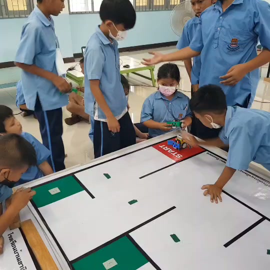 13ee8247-479c-462a-8205-60a9f4b60172.mp4