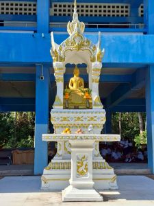 LINE_ALBUM_ทำบุญรร.ปีใหม่69_251219_121.jpg