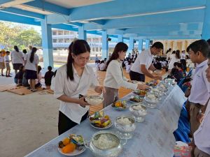 LINE_ALBUM_ทำบุญรร.ปีใหม่69_251219_274.jpg