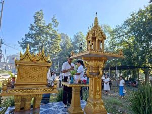 LINE_ALBUM_ทำบุญรร.ปีใหม่69_251219_46.jpg