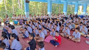 LINE_ALBUM_ทำบุญรร.ปีใหม่69_251219_741.jpg