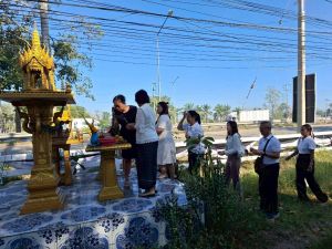 LINE_ALBUM_ทำบุญรร.ปีใหม่69_251219_81.jpg
