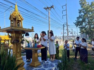 LINE_ALBUM_ทำบุญรร.ปีใหม่69_251219_86.jpg