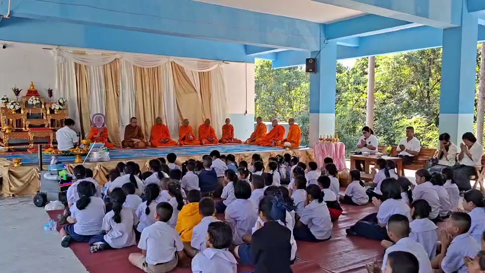 ce9add70-5dae-4a0d-b351-dd92bda4162d.mp4