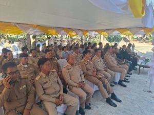 LINE_ALBUM_ถวายพวงมาลาศาลพระปิ่น7-1-69_260109_54.jpg