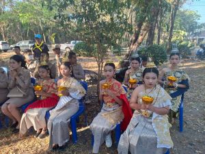 LINE_ALBUM_ถวายพวงมาลาศาลพระปิ่น7-1-69_260109_8.jpg