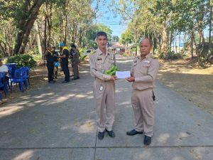 LINE_ALBUM_ถวายพวงมาลาศาลพระปิ่น7-1-69_260109_80.jpg
