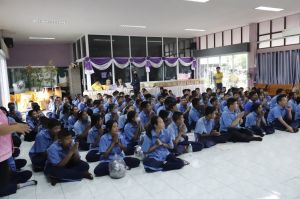 LINE_ALBUM_อบรมมัธยม(สถาบันพระมหากษัตริย์)_250702_299.jpg