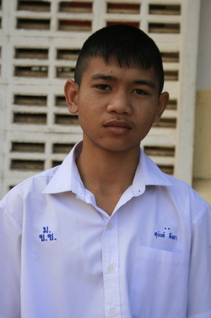 สุนันท์ ลือชา